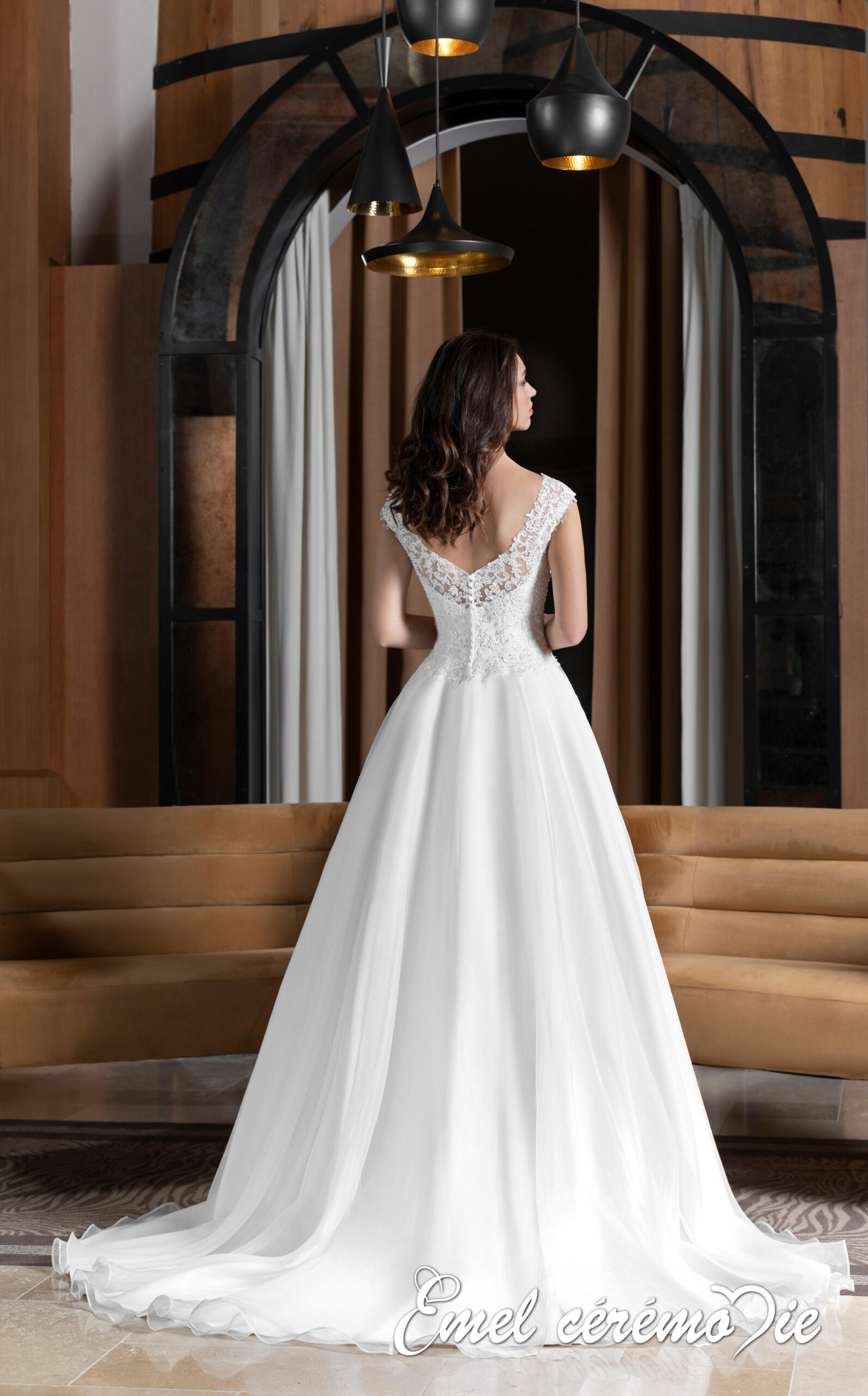 234-03DOS - Emel Cérémonie Robe de Mariee Miss Kelly Emel Cérémonie