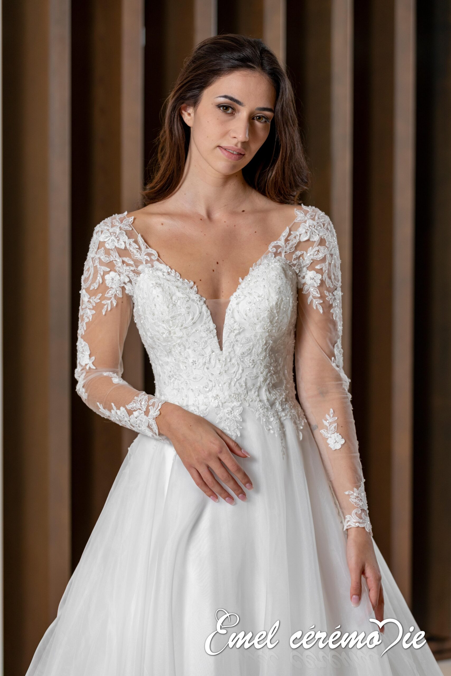 234-28 - Emel Cérémonie Robe de mariée Miss Kelly Emel Cérémonie