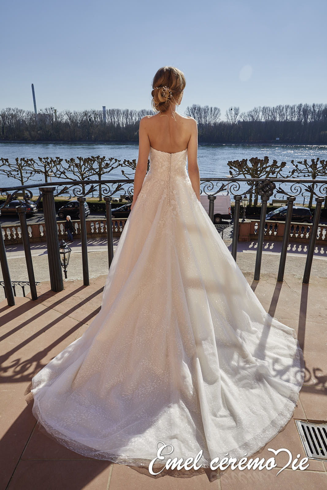 50627_hinten - Emel Cérémonie Robe de mariee EuroMode Emel Cérémonie