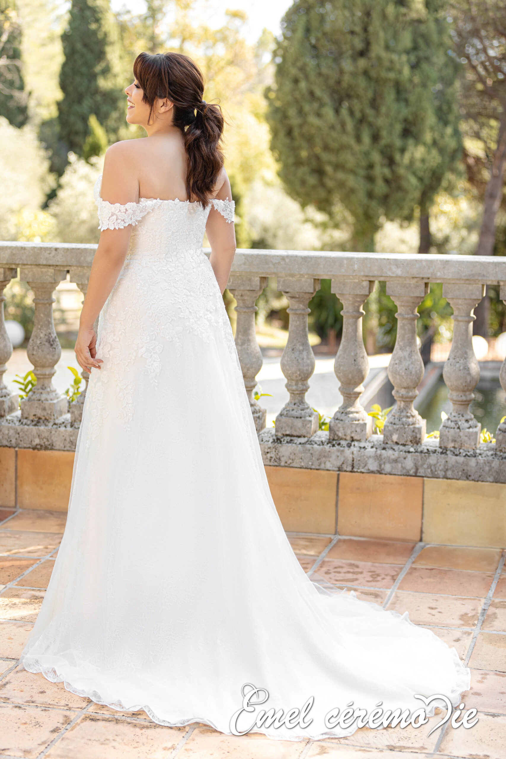 258-03 DOS - Emel Cérémonie Emel Cérémonie